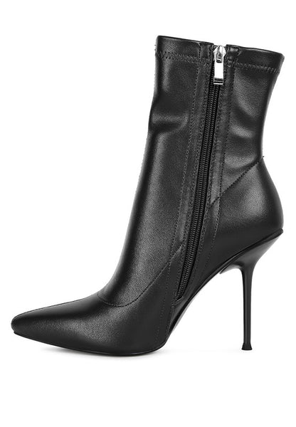 Yolo High Pointed Heeled Ankle Boot